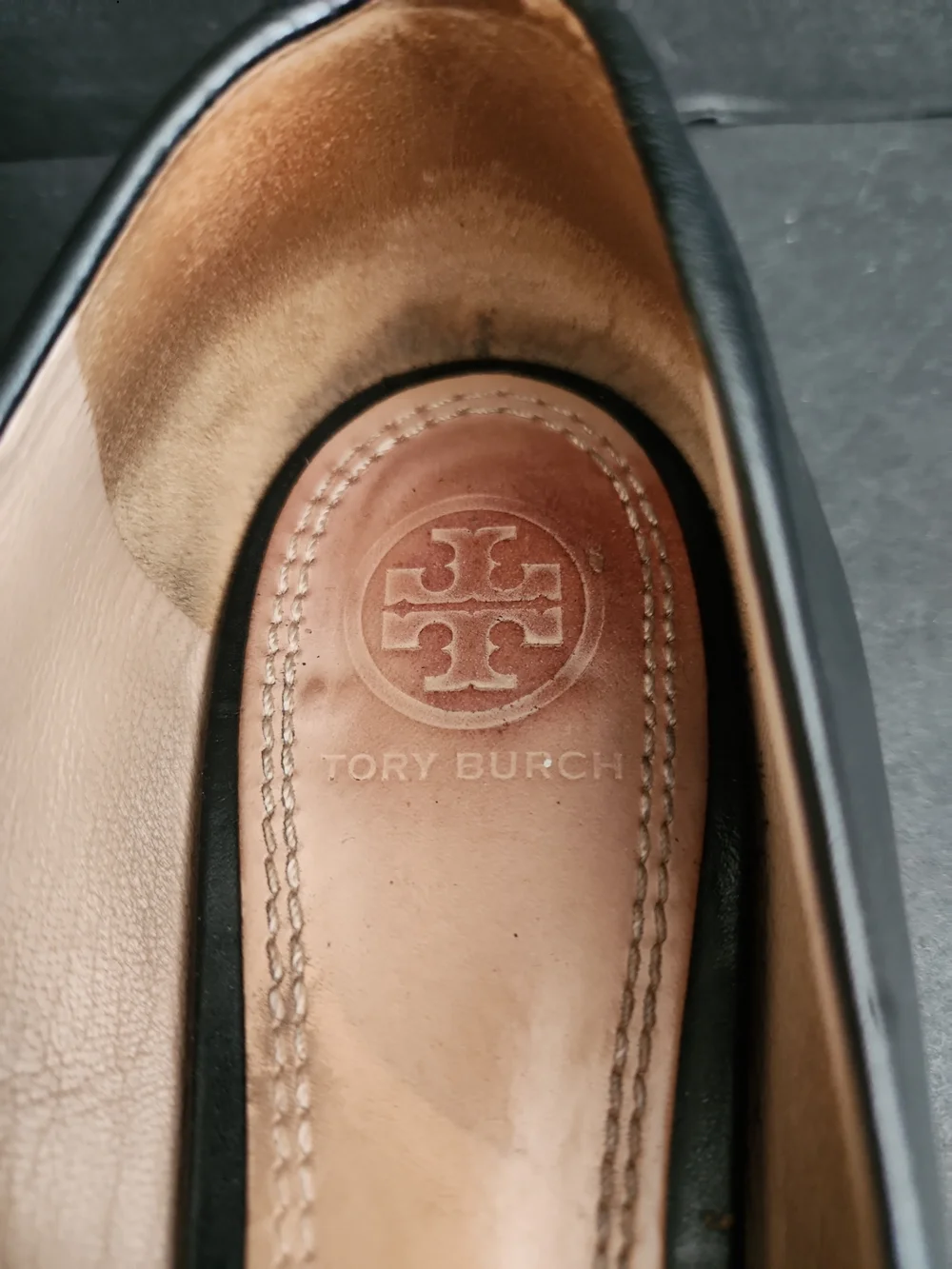 Tory Burch Black Leather Round Toe Comfort Slip-On Ballet Womens Flats Size 7.5